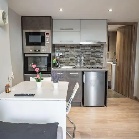 Feel Greek Hospitality #θ003 *